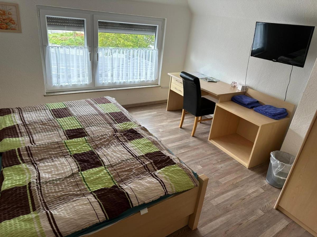 Zentrale Doppelbettzimmer Nordenham Exteriör bild